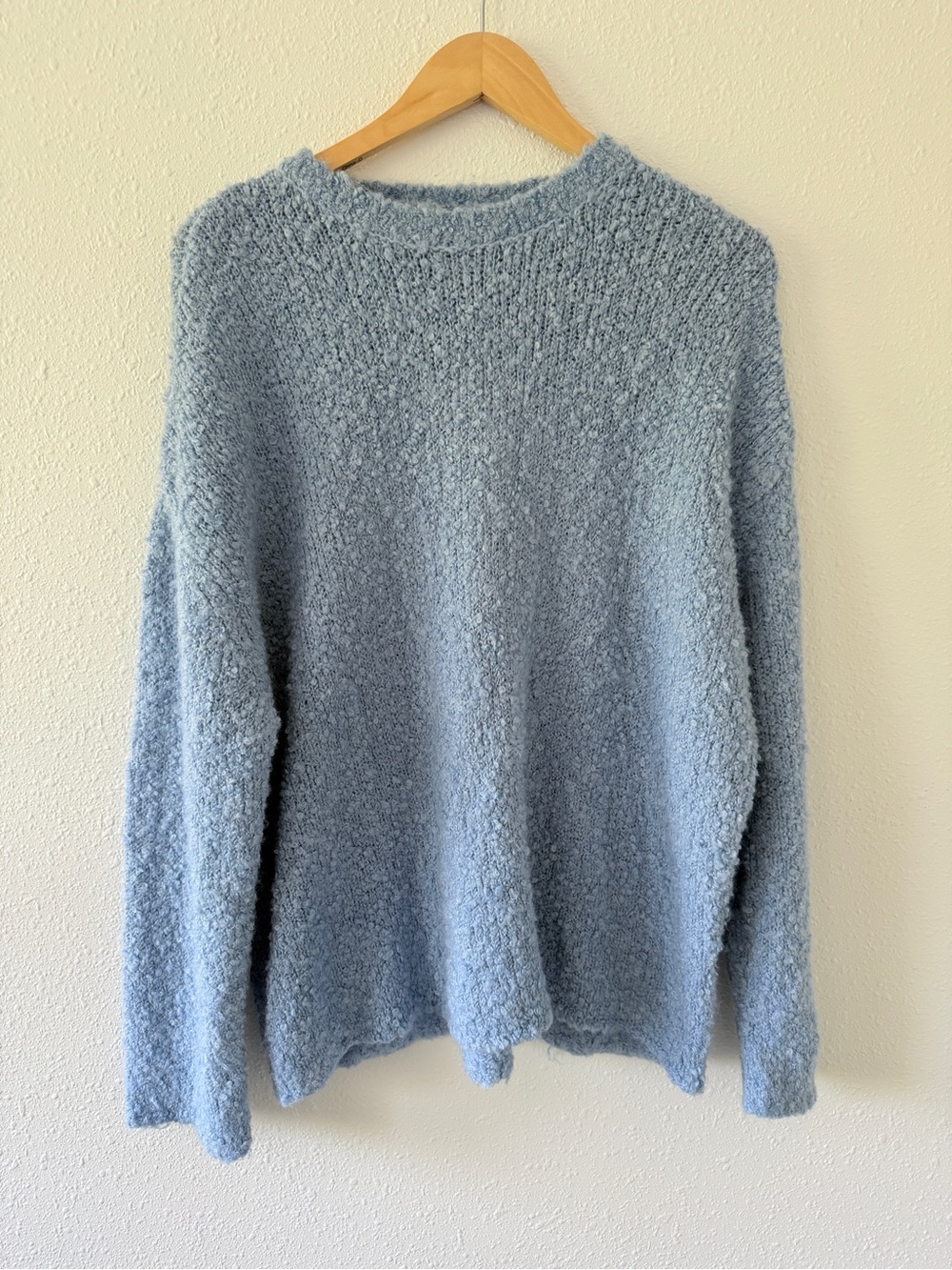 SET Active Bouclé Oversized Crewneck Sweater Size M Blue Cozy Girl Elevated Basi
